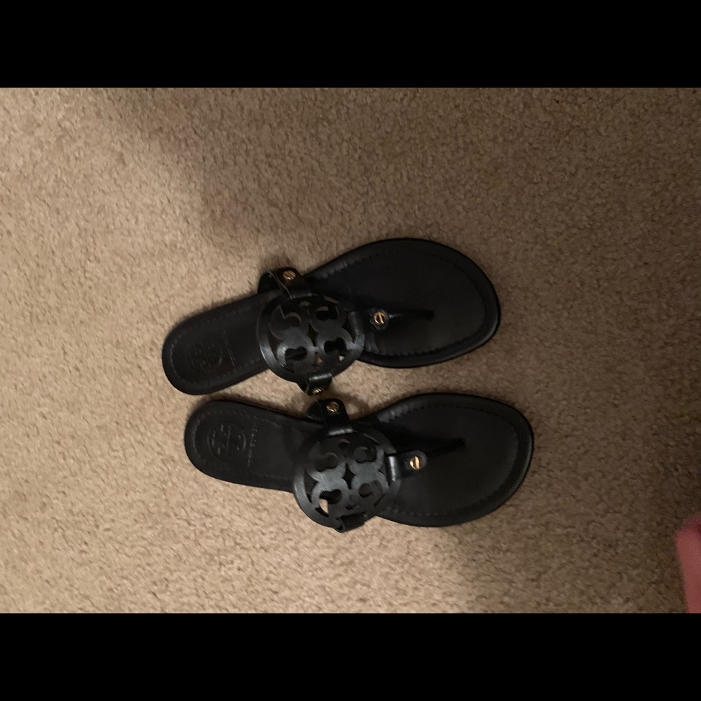 Tory Burch Miller size 7